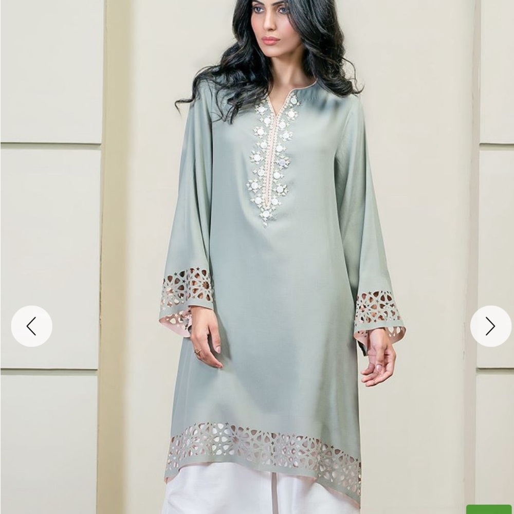 Farida Hassan Women's 2 piece Kurta in Gray